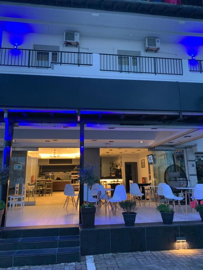 Hôtel Platon à Neoi Poroi Extérieur photo